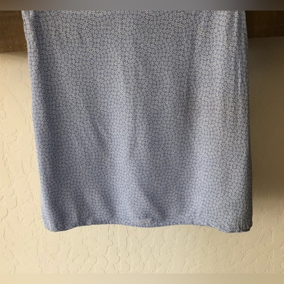 Brandy Melville|Ditsy floral pastel chalk blue mini skirt in silky satin style, - Picture 5 of 10